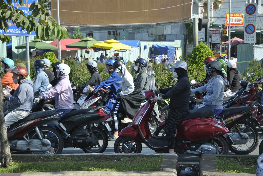 Vietnam-Saigon-Ho Chi Minh City-motorini